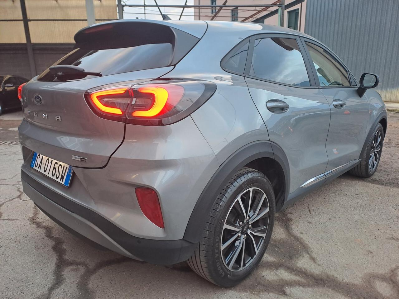 Ford Puma 1.0 BENZINA ECOBOOST HYBRID *TITANIUM*