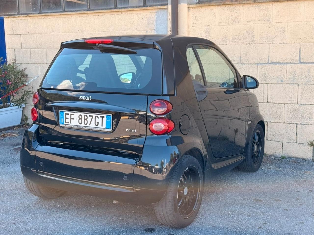 Smart ForTwo 1000 45 kW MHD coupé pure