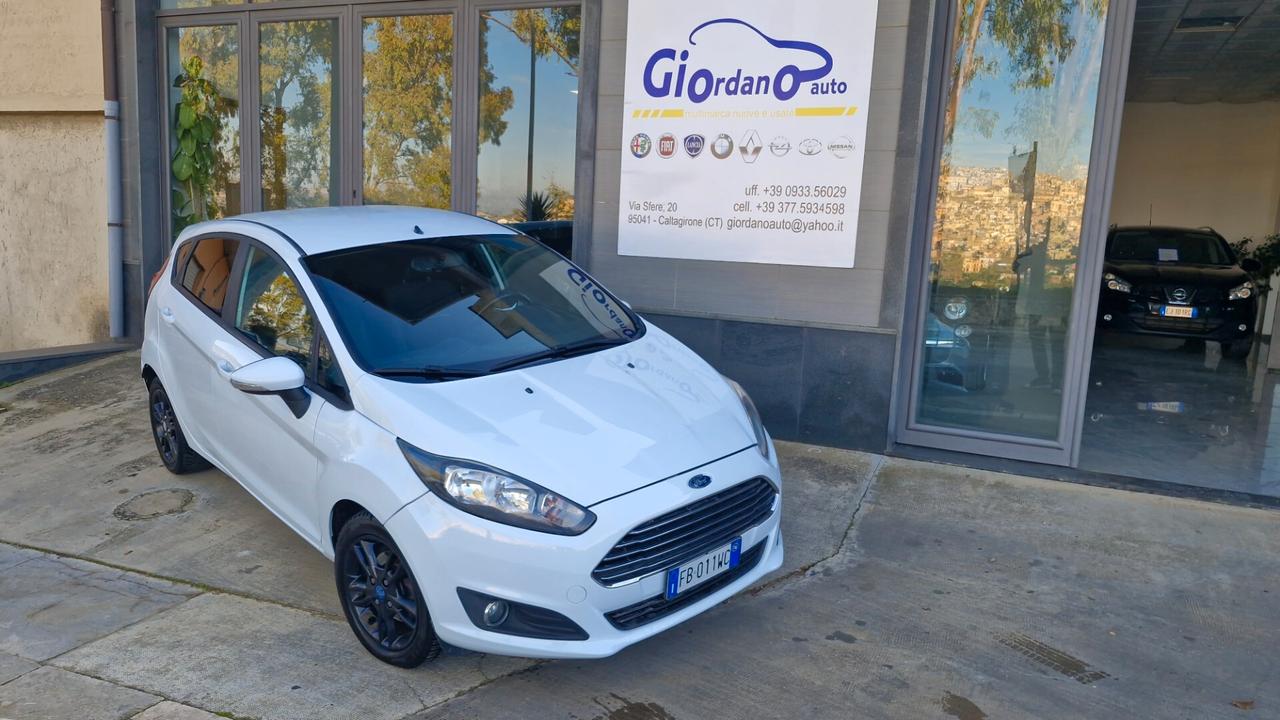 Ford Fiesta 1.5 TDCi 95CV 5 porte Black& White Edition