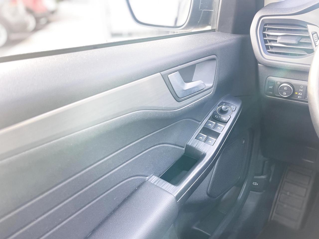 Ford Kuga 2.0 120CV Diesel Automatica E6 Neo - 2023