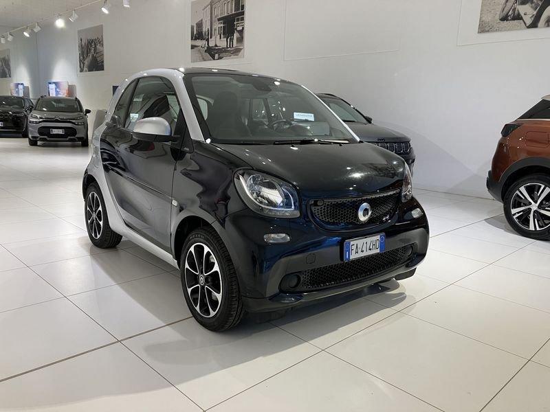 smart fortwo 70 1.0 Twinamic Passion