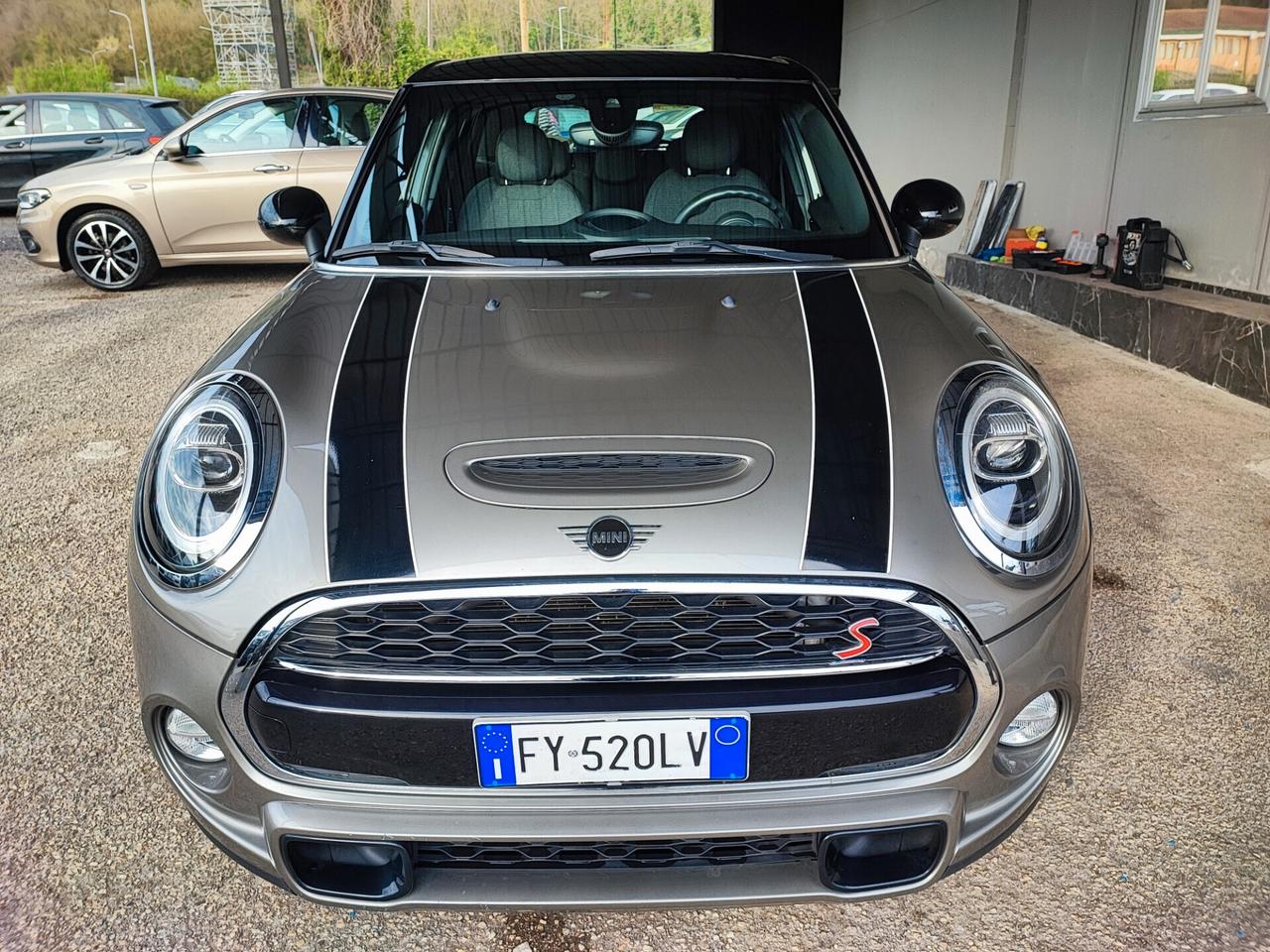 Mini 2.0 Cooper SD aut. Hype 5 porte