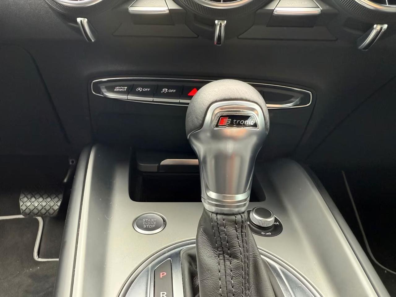 Audi TT Coupé 40 TFSI S tronic