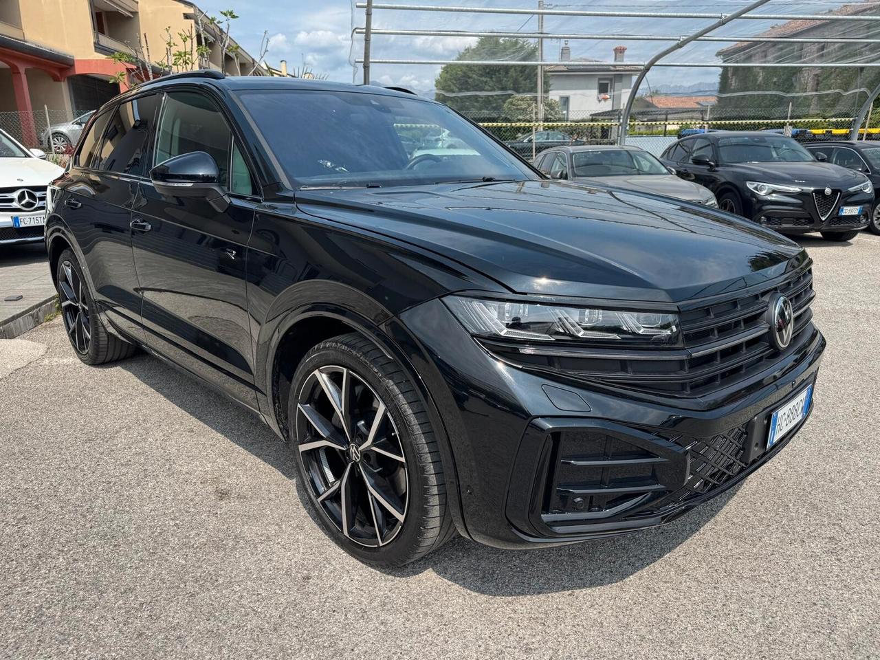 Volkswagen Touareg 3.0 V6 TSI R LINE