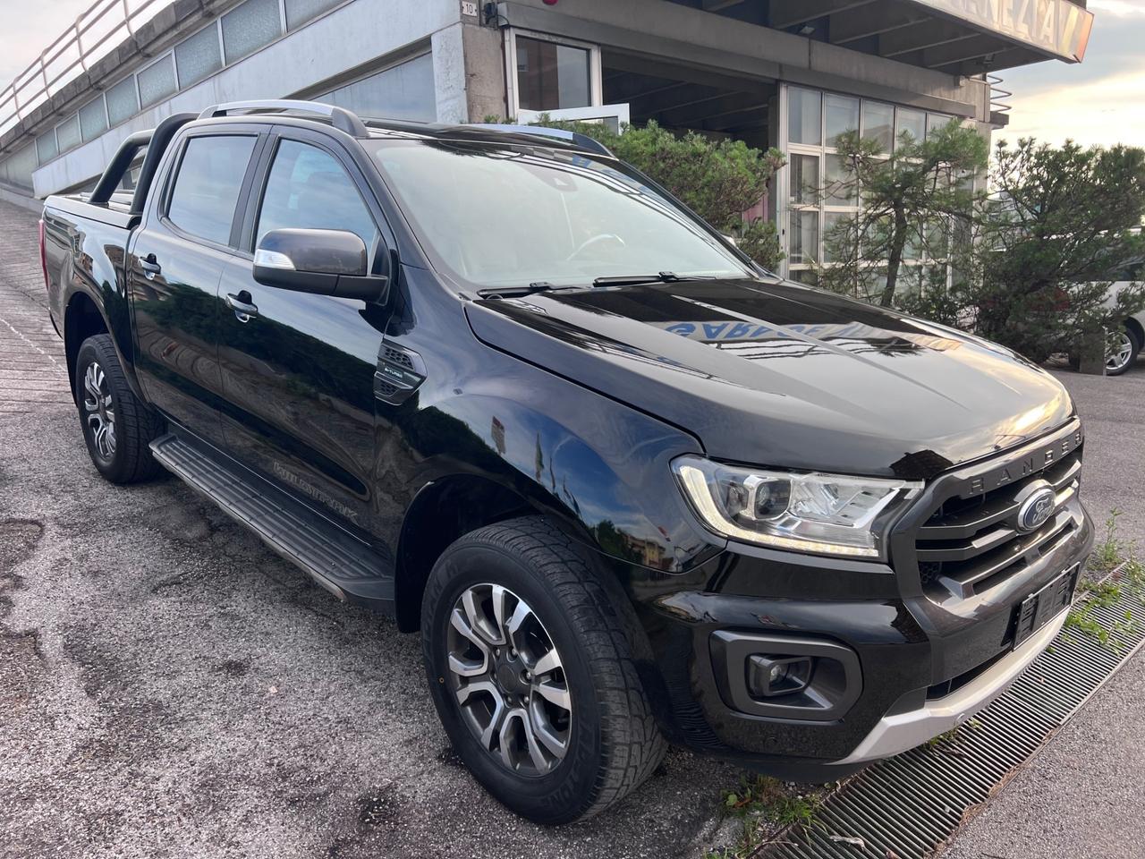 Ford Ranger 2.0 TDCi aut. 213CV DC Wildtrak 5 posti Restyling