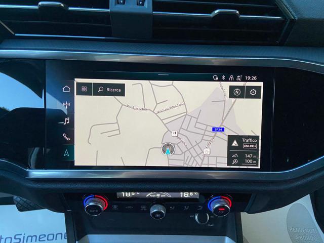 AUDI Q3 35 2.0 TDI S tronic Business Advanced COCKPIT
