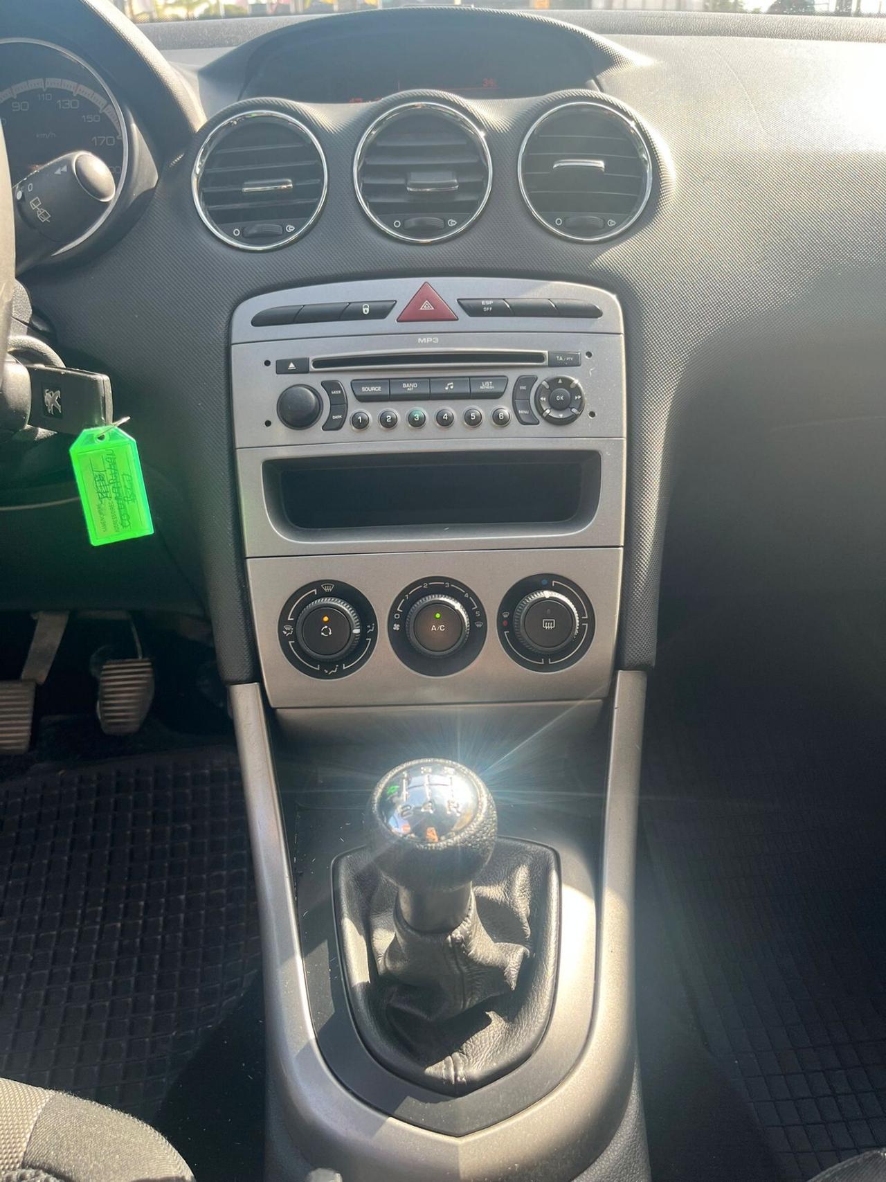 Peugeot 308 1.6 HDi 110CV 5p. Féline (5 Marce)
