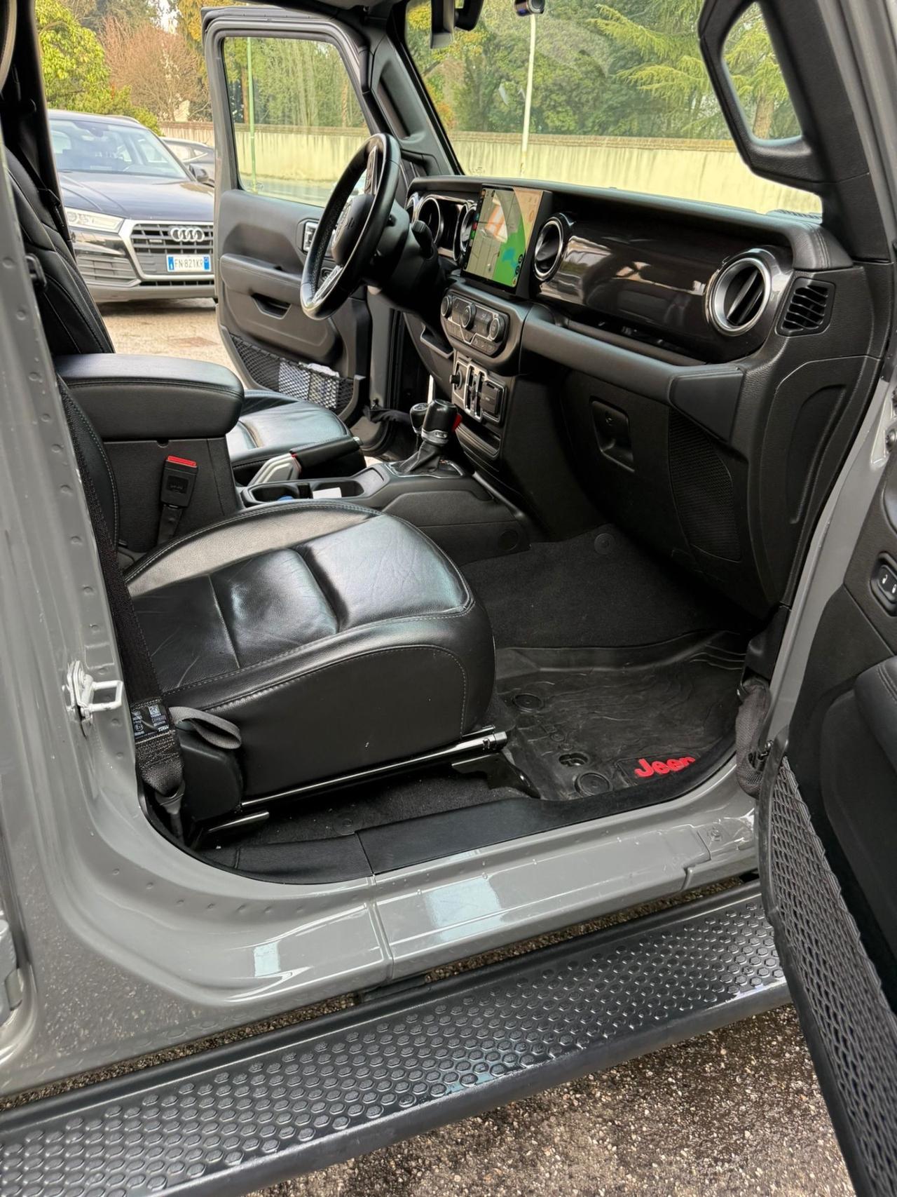 Jeep Wrangler 2.0 Turbo Sahara