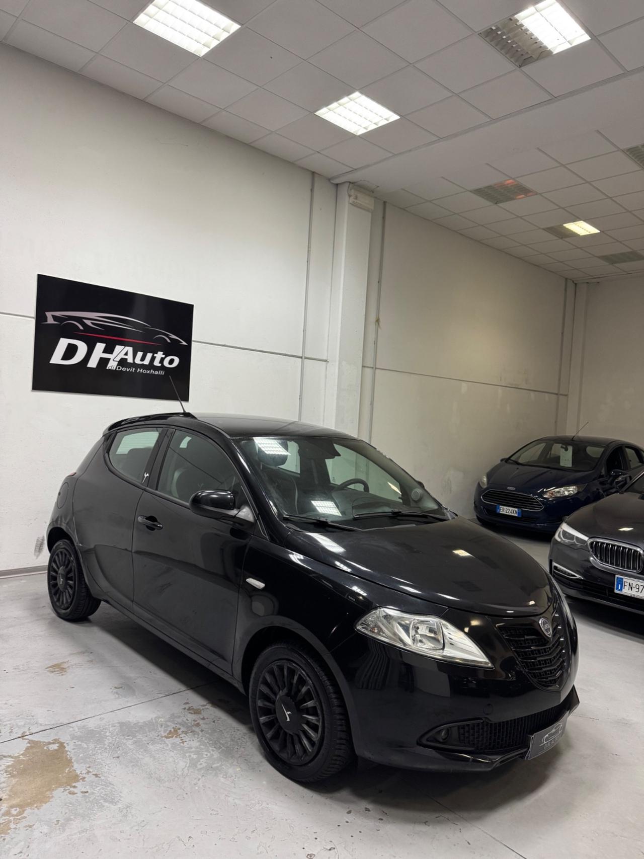 Lancia Ypsilon 1.2 69 CV 5 porte GPL Ecochic Gold