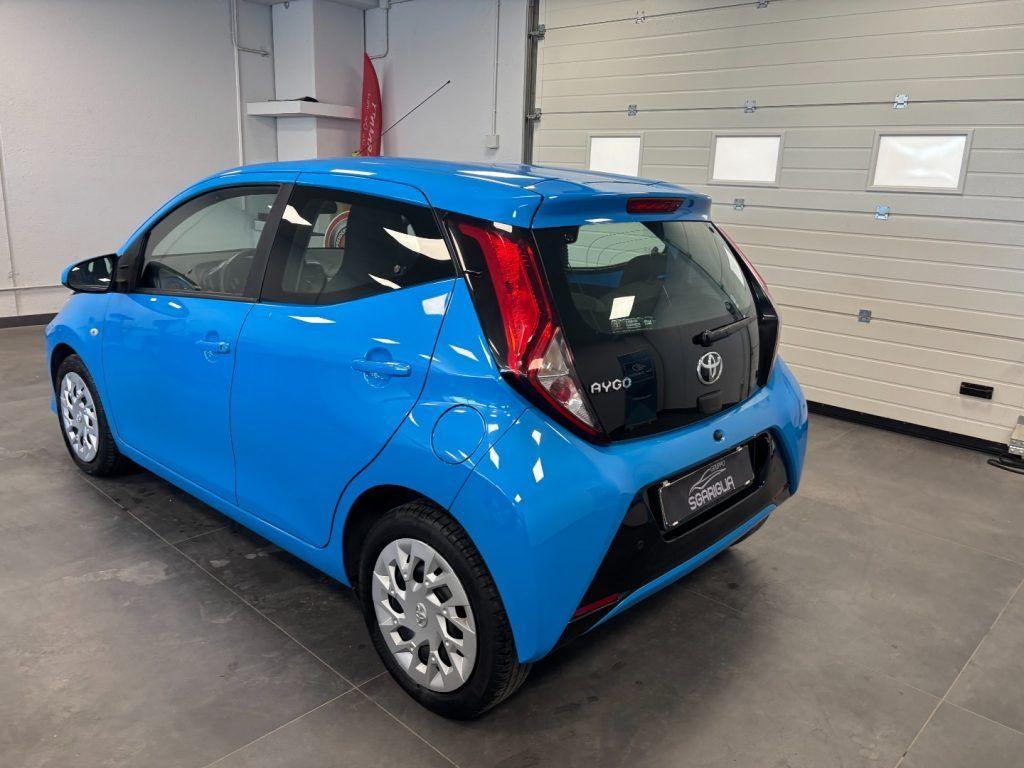 Toyota Aygo 5 Porte Automatica MMT 1.0 Benzina 5 Porte x-business
