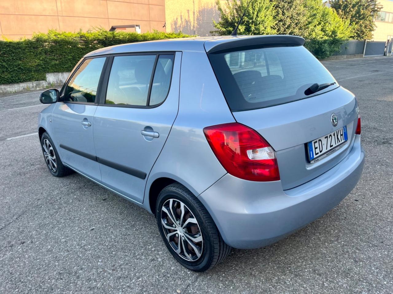 Skoda Fabia 1.6tdi 2011 195.000km per neopatentati