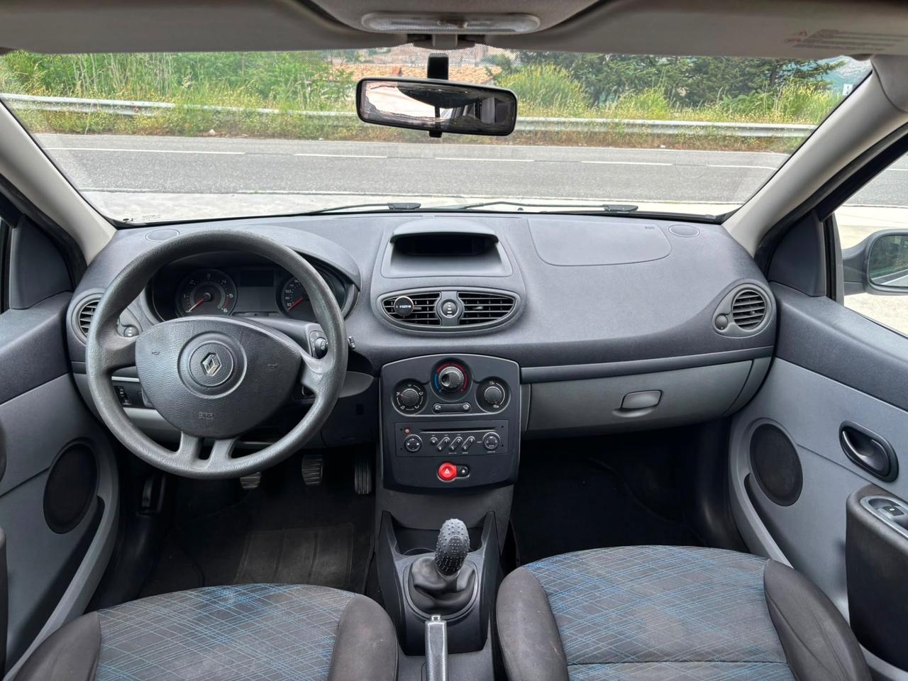 RENAULT CLIO 1.5 DCI