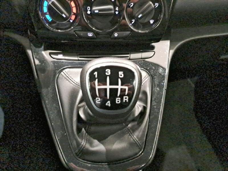 Lancia Ypsilon 1.0 FireFly 70cv Hybrid Oro