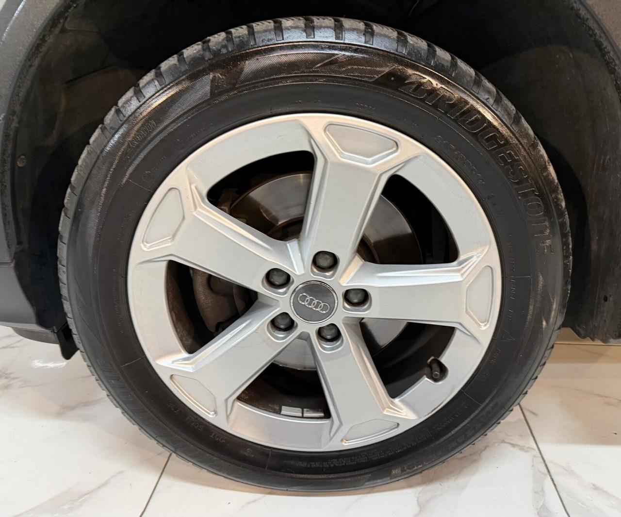 Audi Q2 4x4 Automatica Navigatore