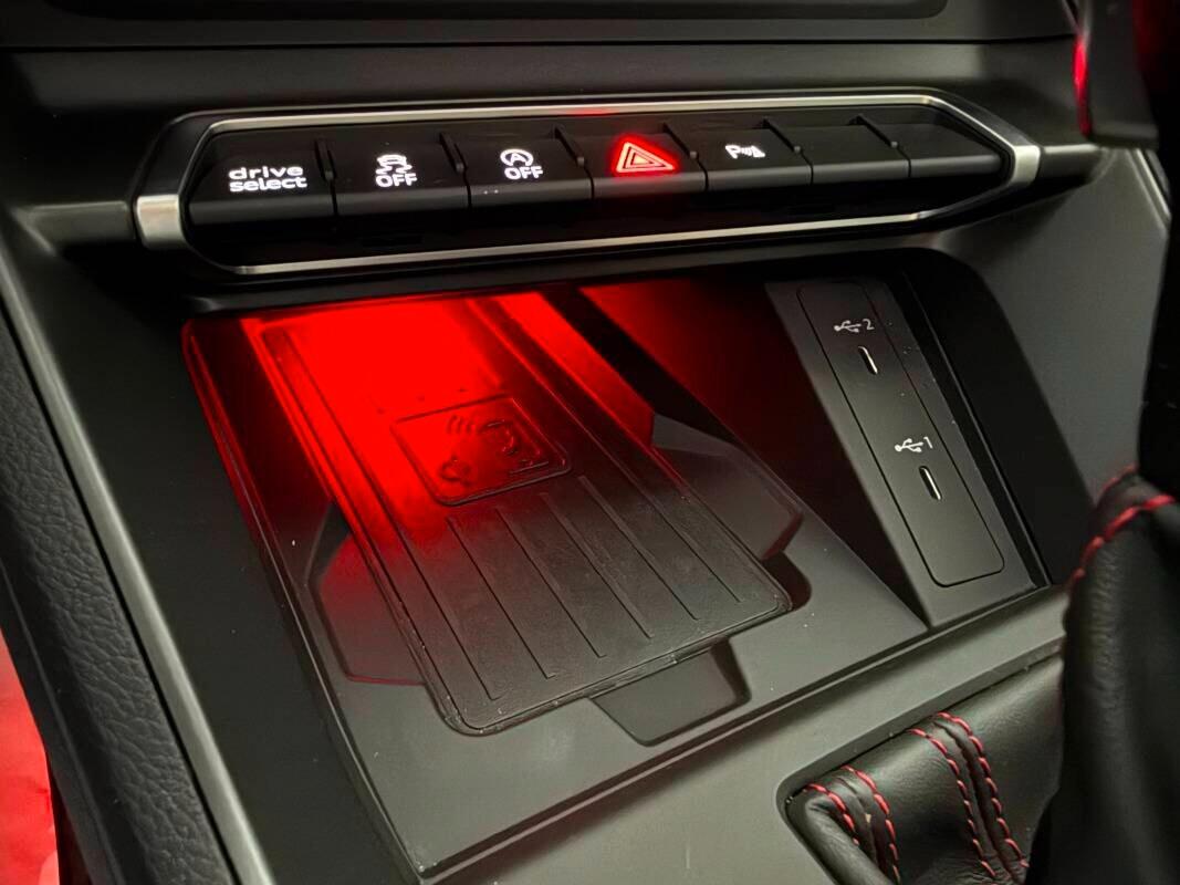 Audi Q3 40 TDI quattro S tronic line edition Identity Black
