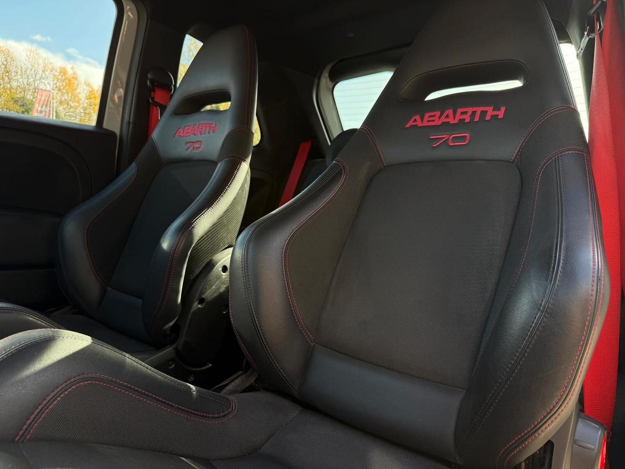 Abarth 595 1.4 Turbo T-Jet 180 CV Esseesse