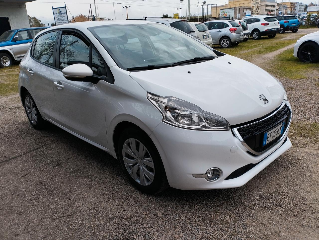 Peugeot 208 1.2 VTi 82 CV 5 porte Allure