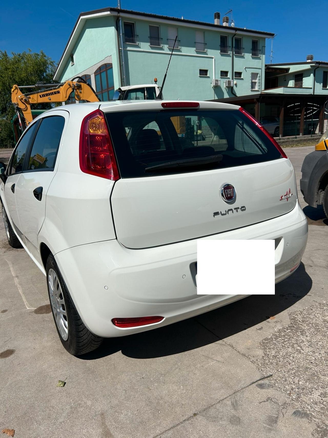 Fiat Punto 1.3 MJT II S&S 85 CV 5 porte ECO Street OK NEO PATENTATI