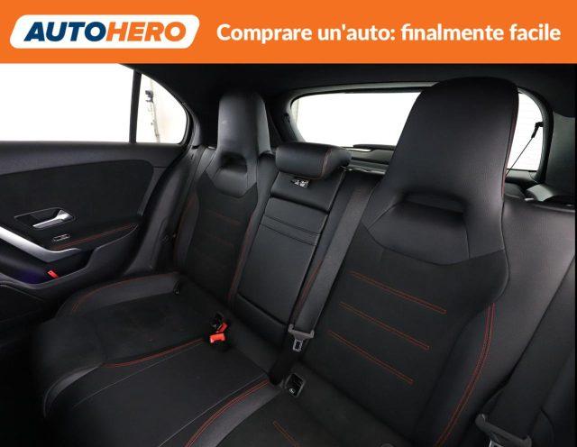 MERCEDES-BENZ A 180 d Automatic Premium