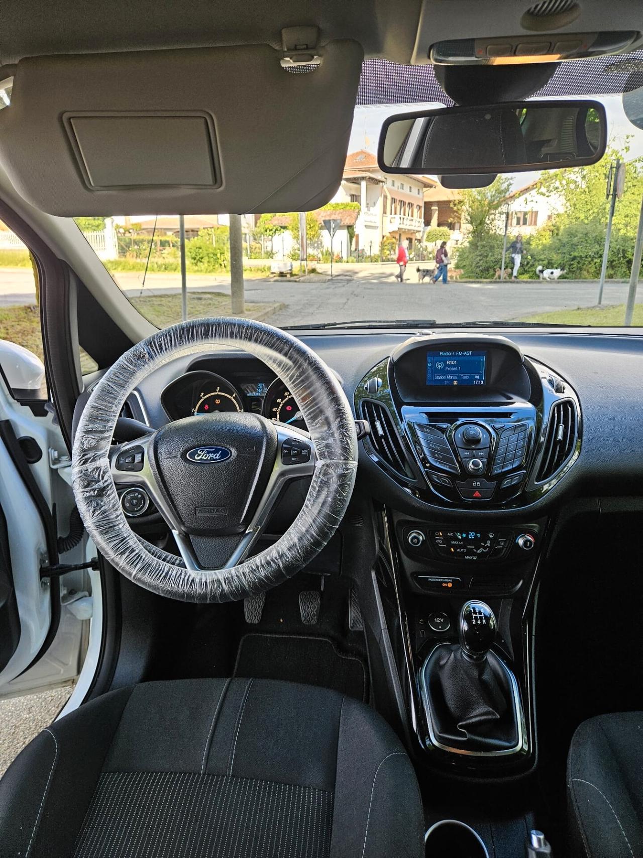 Ford B-Max 1.5 TDCi 75 CV Business Titanium