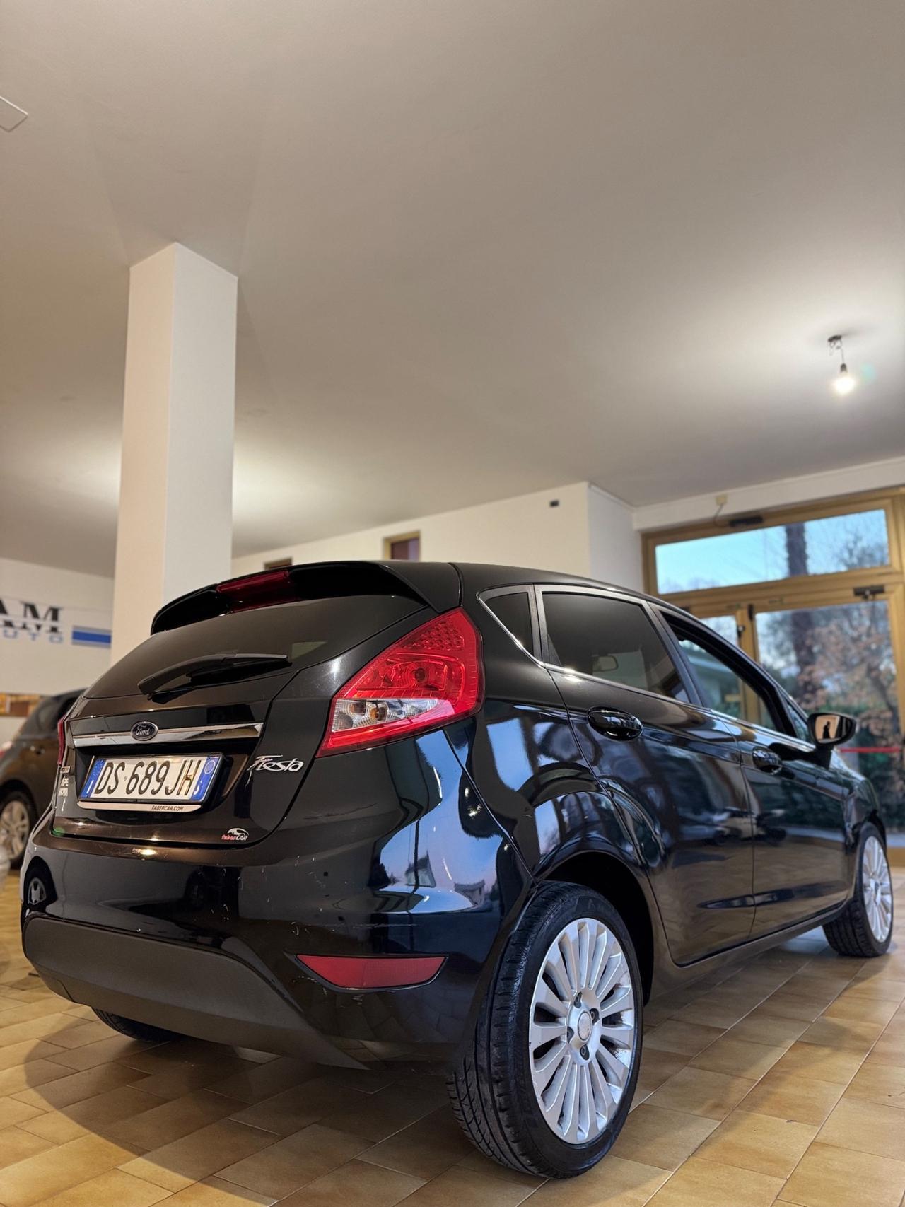 Ford Fiesta Fiesta+ 1.4 TDCi 68CV 5 porte
