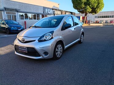 Toyota Aygo 69 CV 5 PORTE