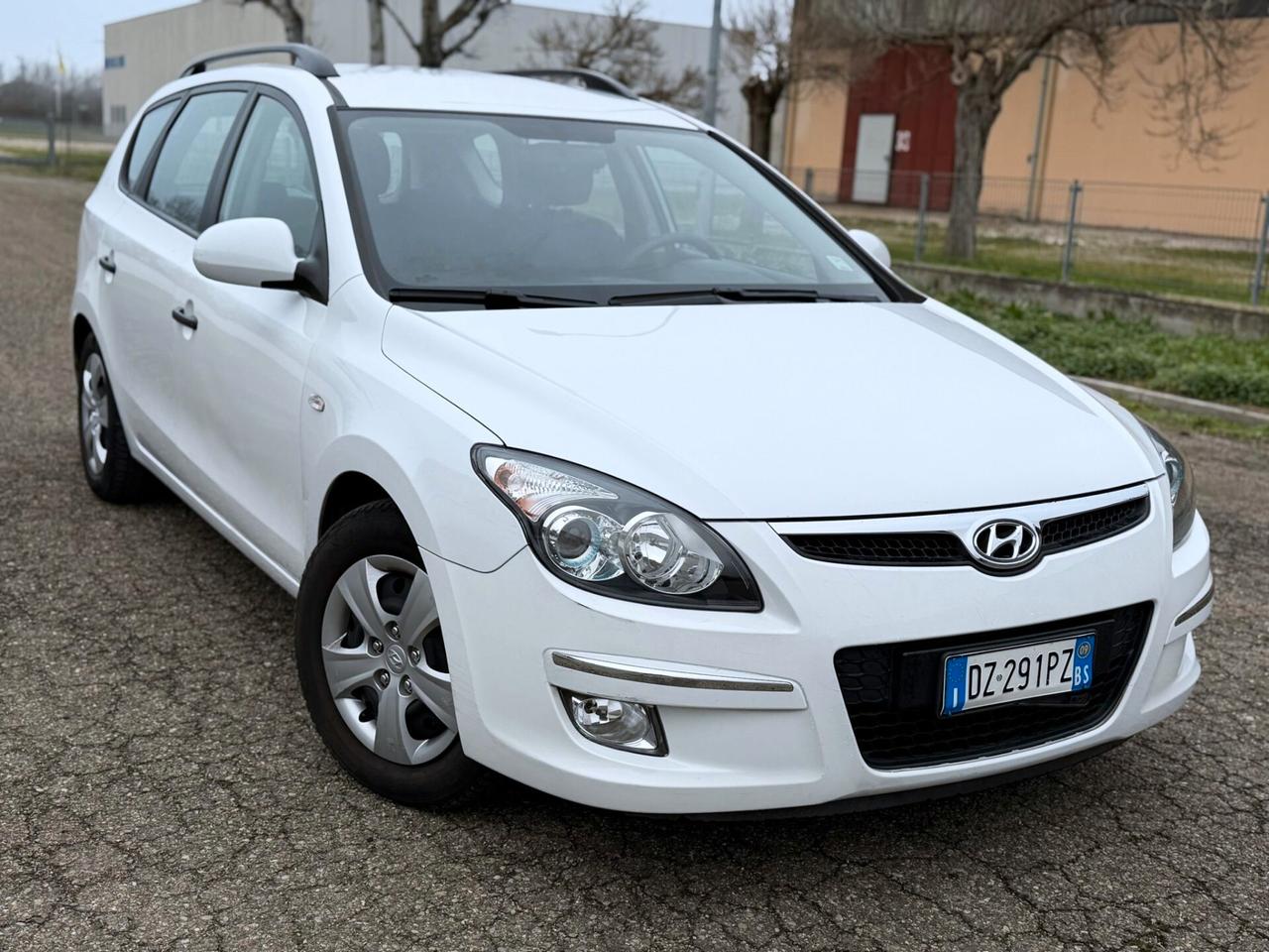 Hyundai i30 SW 1.4 BENZINA GPL