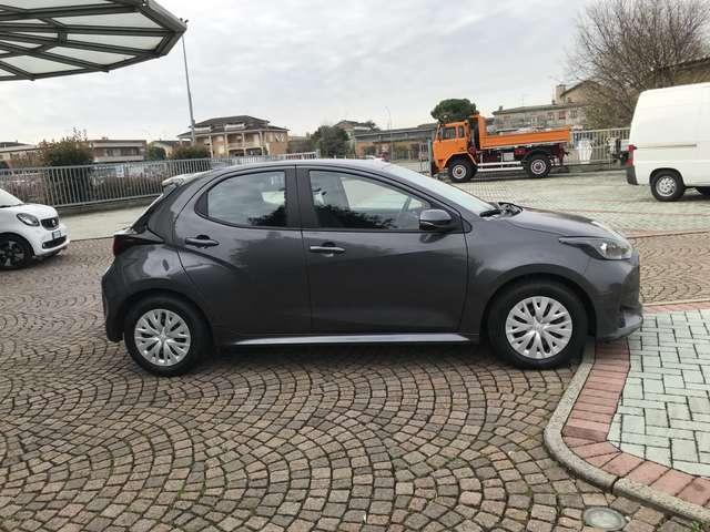Toyota Yaris 1.5 HYBRID ACTIVE
