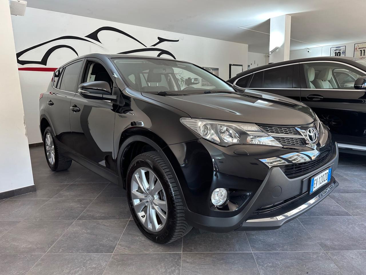 Toyota RAV 4 RAV4 2.2 D-4D 4WD Lounge