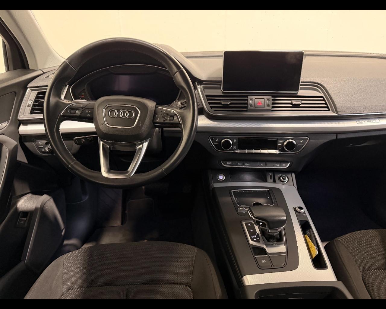 AUDI Q5 40 TDI S-TRONIC QUATTRO BUSINESS SPORT