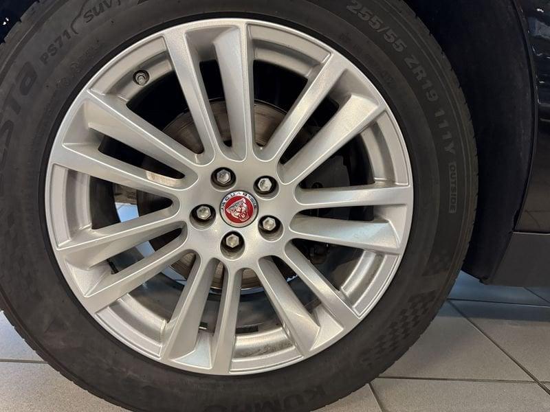 Jaguar F-Pace F-Pace 2.0 D 180 CV AWD aut. Prestige