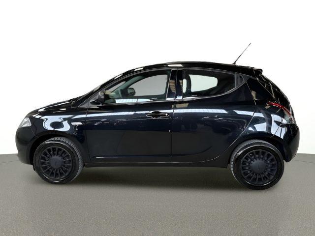 LANCIA Ypsilon 1.2 69 CV Elefantino Blu NEOPAT. - Bluetooth - USB