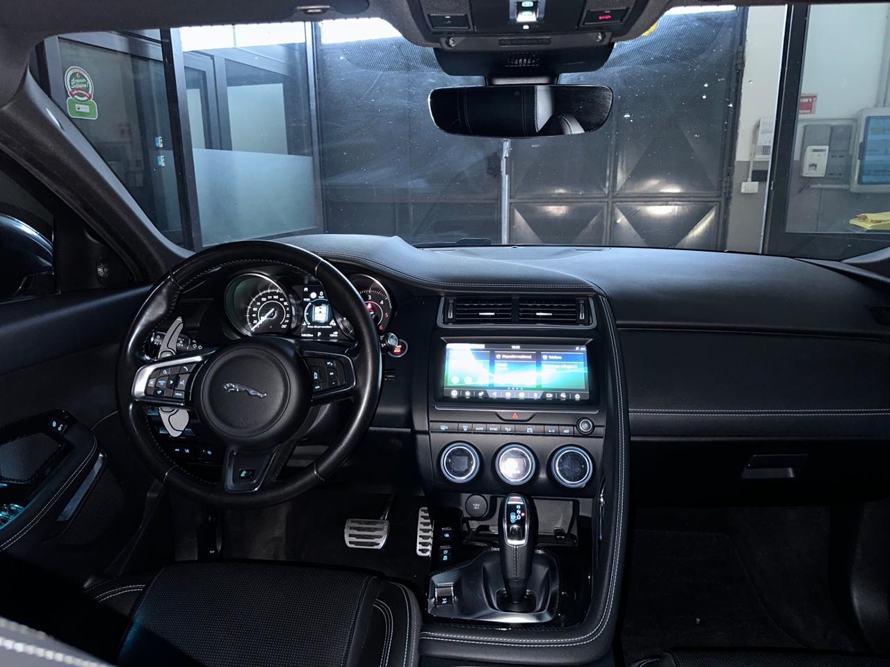 Jaguar E-Pace 2.0D 150 CV R-Dynamic S 2019