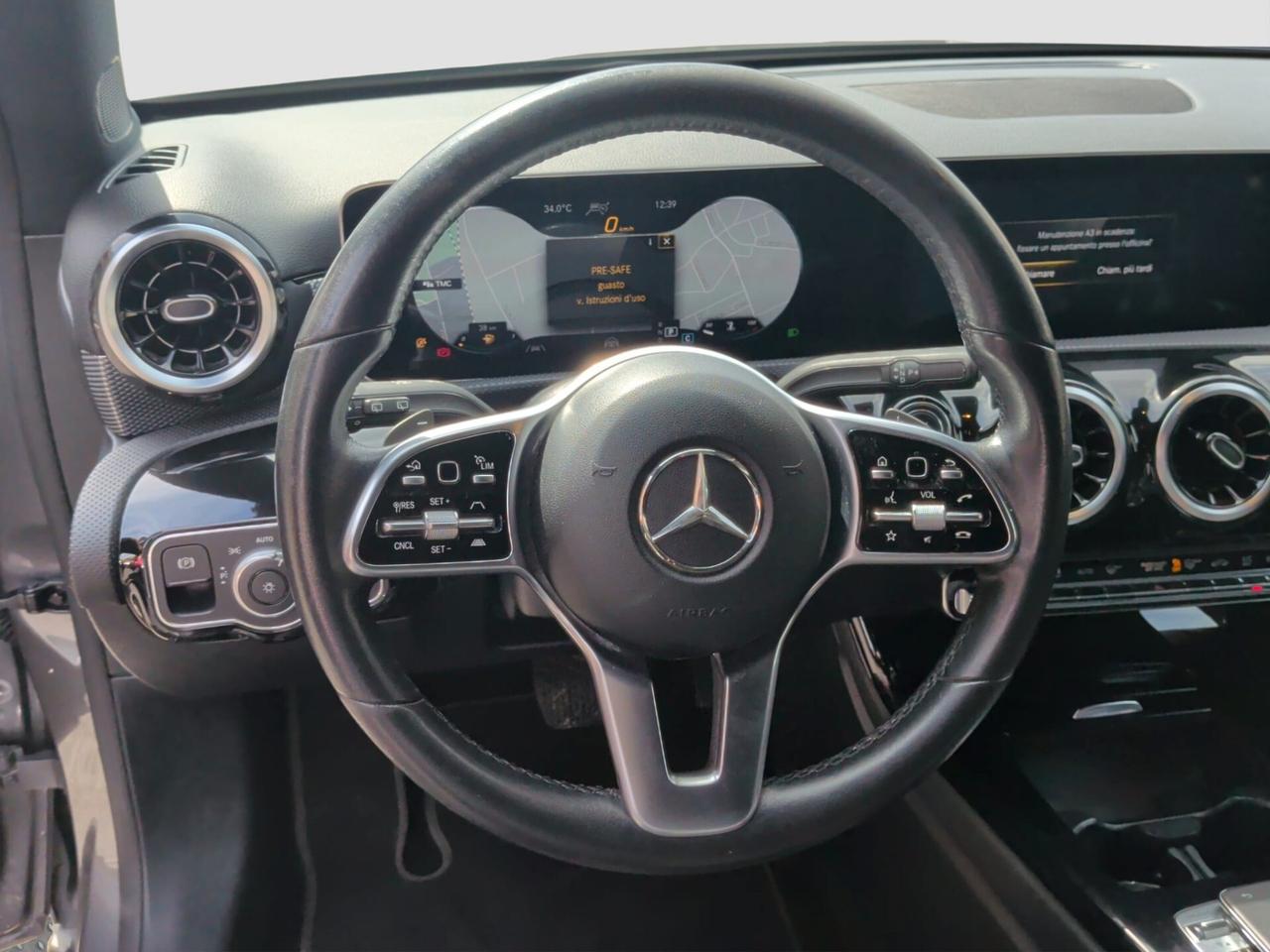 Mercedes-benz A 180d Automatic Sport 2019