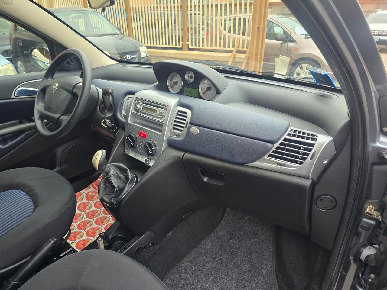 Lancia Ypsilon 1.2 Oro Gpl