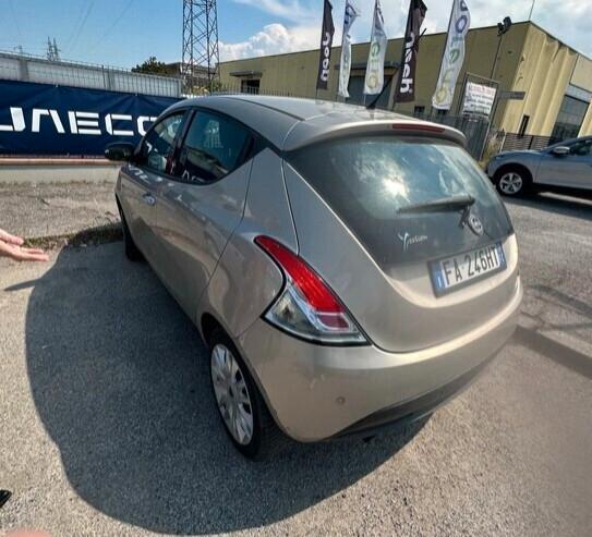 Lancia Ypsilon 1.2 69 CV 5 porte Elle