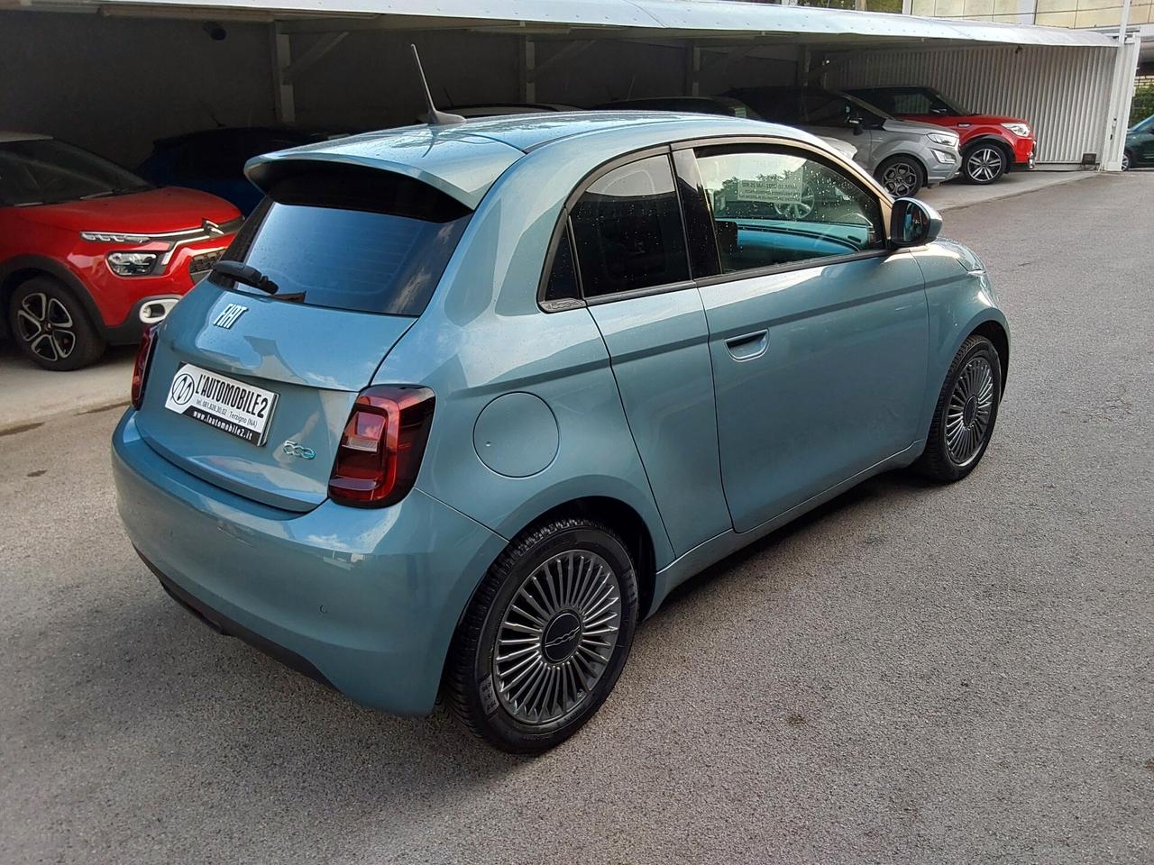 Fiat 500e 3+1 42 kWh Icon +