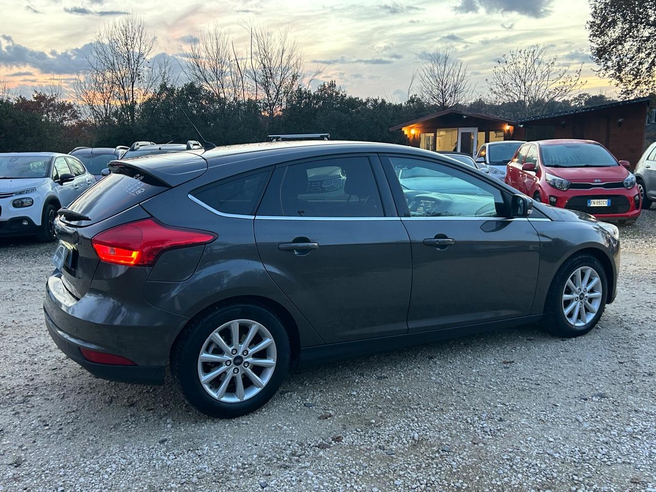 Ford Focus 1.6 120 CV GPL Titanium