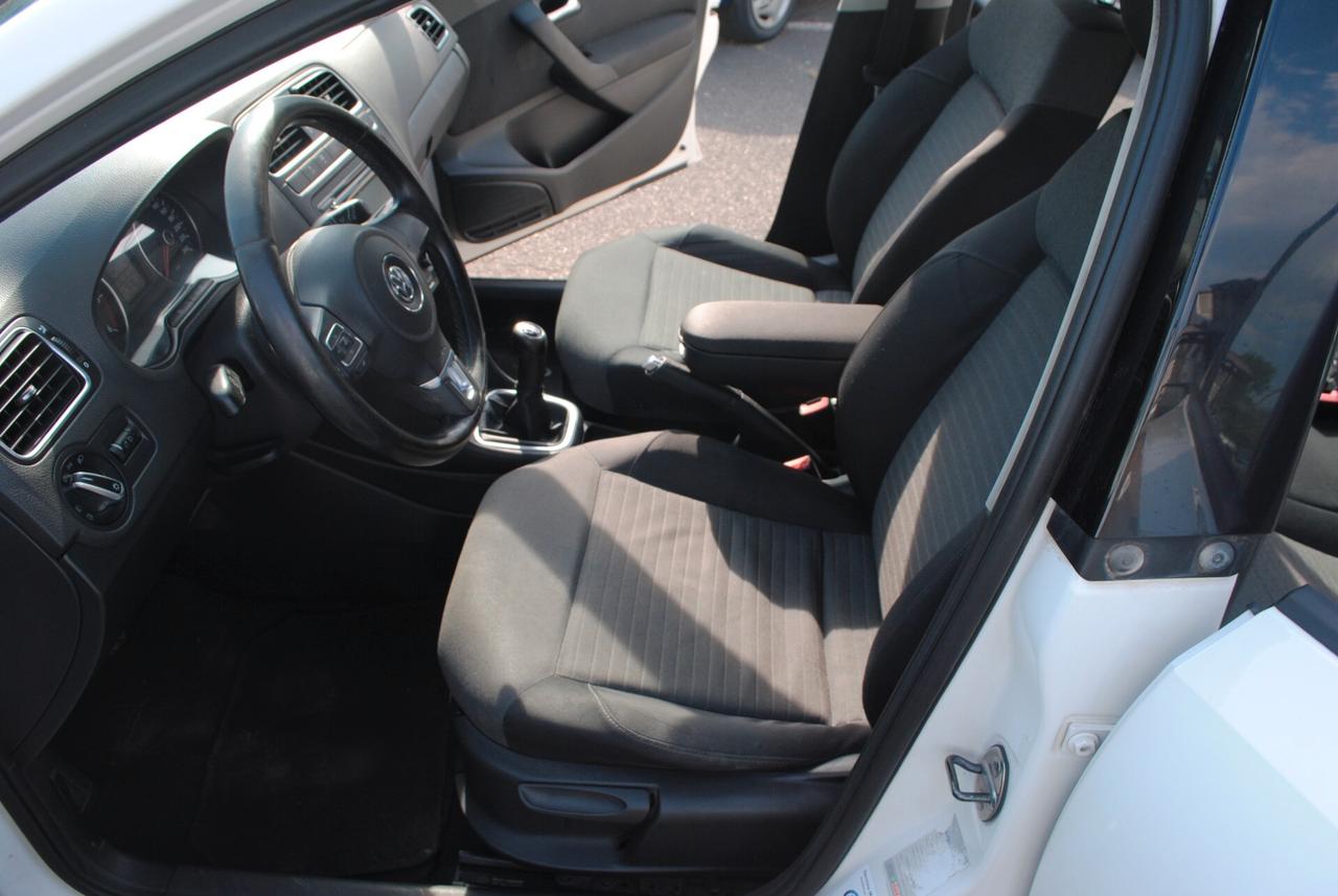 VOLKSWAGEN POLO 1.6 TDI 75 CV OK NEOPATENTATI