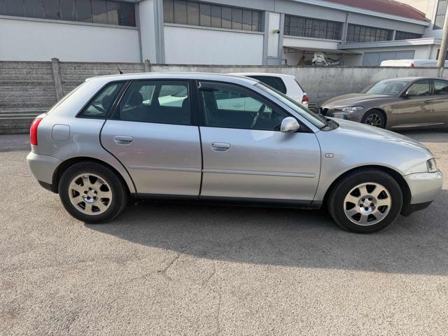 AUDI A3 BENZINA/GPL 1.6 cat 5p. Ambiente Bellissima