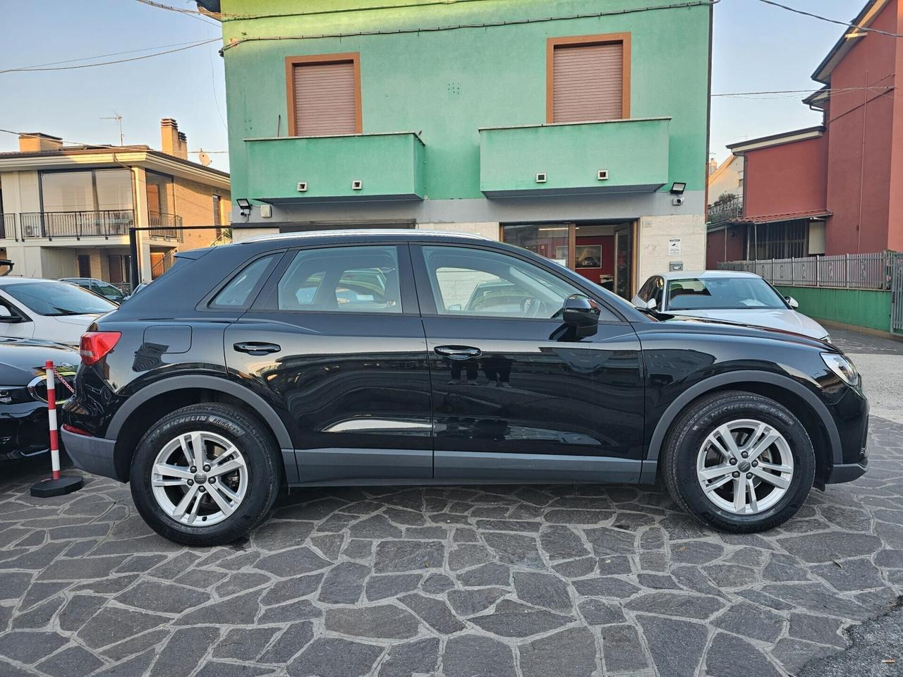 Audi Q3 35 TDI S tronic Business