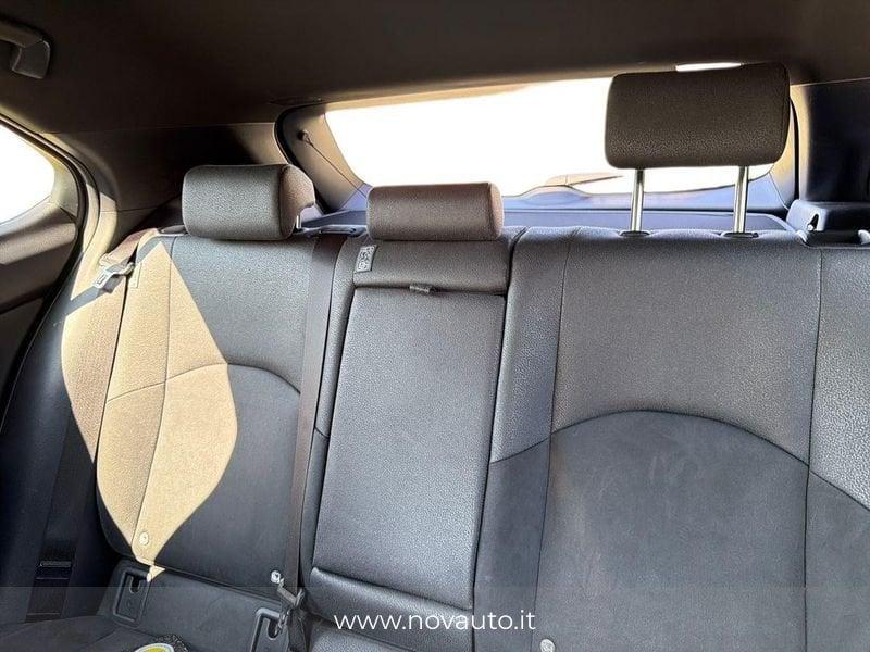 Lexus UX Hybrid Premium 2WD