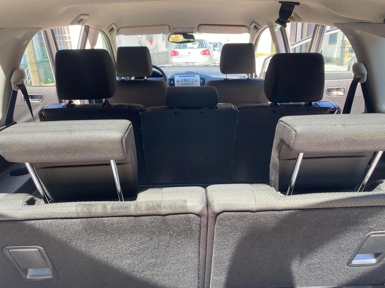 Toyota Corolla Verso 2.0 16V D-4D Sol 7 posti