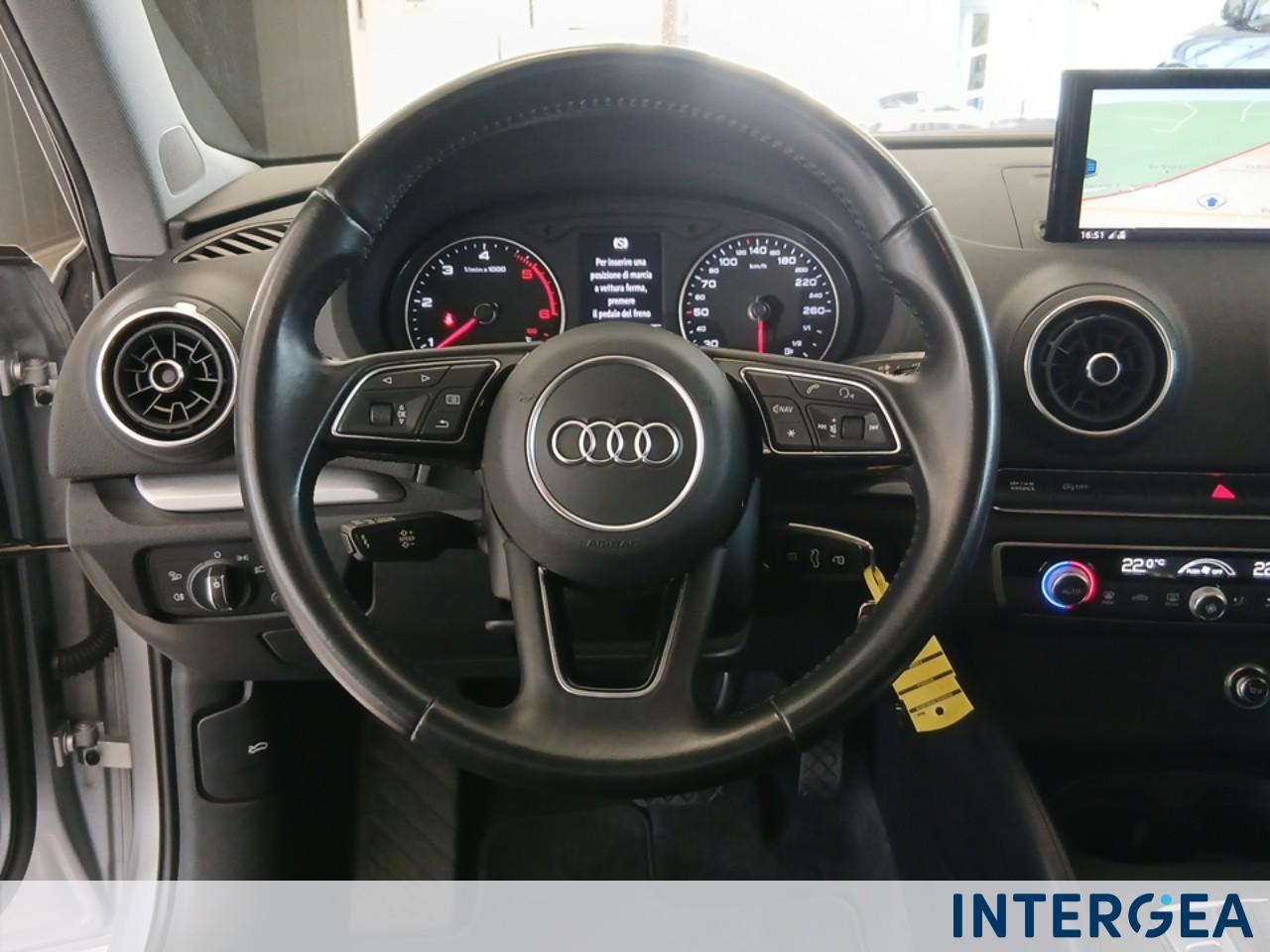 AUDI A3 Sportback 35 2.0 tdi Business 150