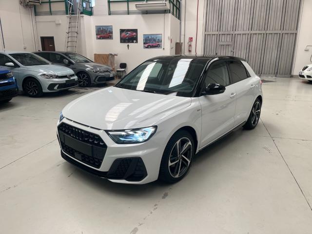 AUDI A1 SPB 30 TFSI S tronic Identity Black S-Line Km 0