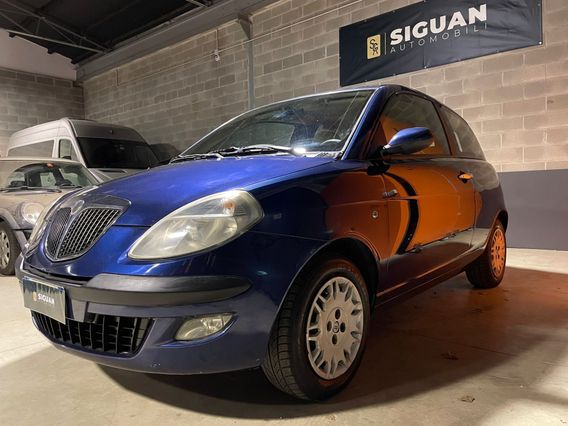 Lancia Ypsilon 1.4 16V Platino