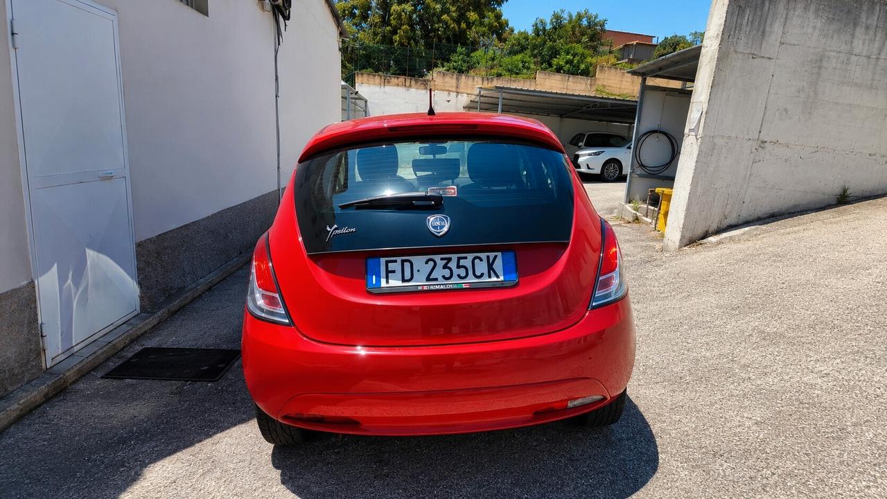 LANCIA Y 1.2 Benzina leggere la descrizione