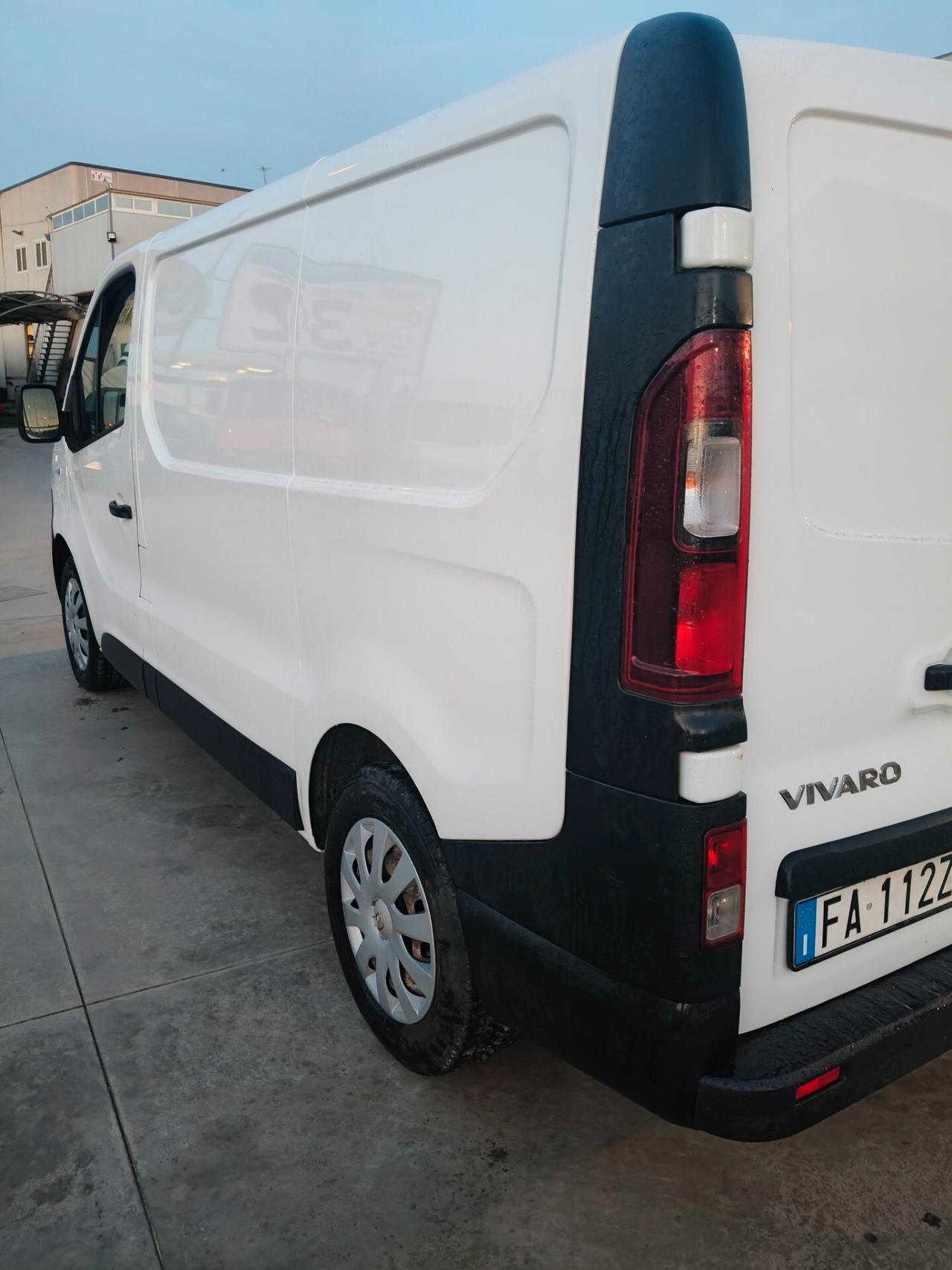 Opel vivaro