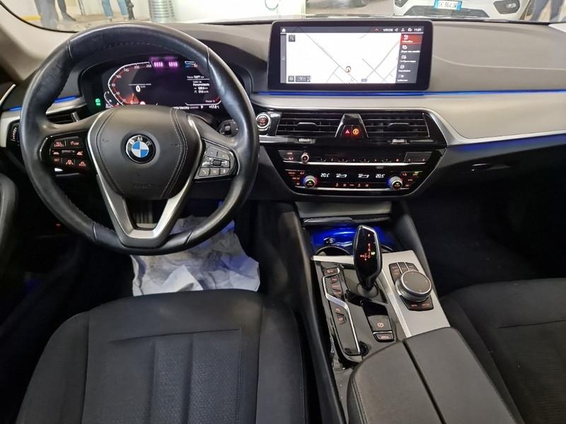 BMW 520 xDrive Business Auto MH48V Touring