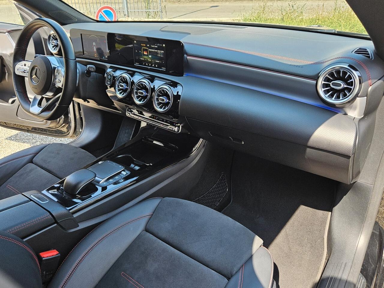 Mercedes-benz CLA 220 d Automatic 4Matic Shooting Brake Premium AMG